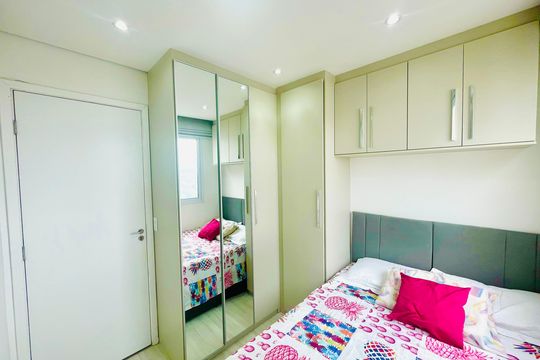 Quarto 2 de apartamento para alugar com 2 quartos, 44m² em Vila Itapegica, Guarulhos