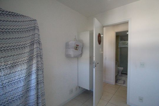 Quarto de apartamento à venda com 2 quartos, 60m² em Taquara, Rio de Janeiro