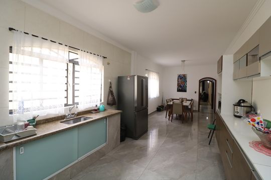Cozinha de casa à venda com 3 quartos, 247m² em Vila Santa Clara, São Paulo