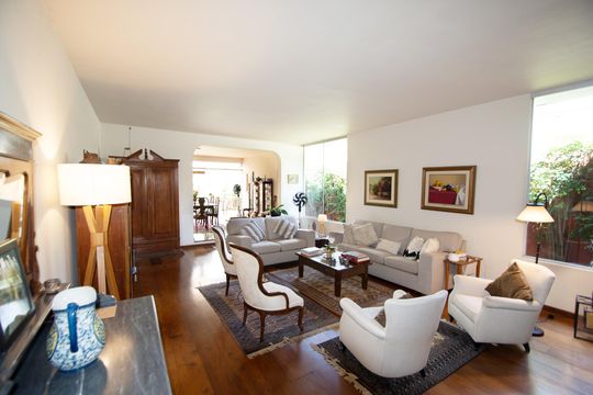 Casa à venda com 3 quartos, 546m² em Alto de Pinheiros, São Paulo