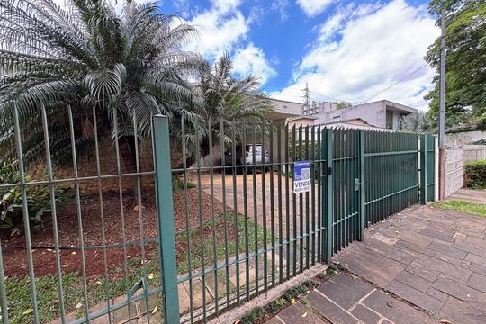 fachada casa de casa à venda com 3 quartos, 546m² em Alto de Pinheiros, São Paulo