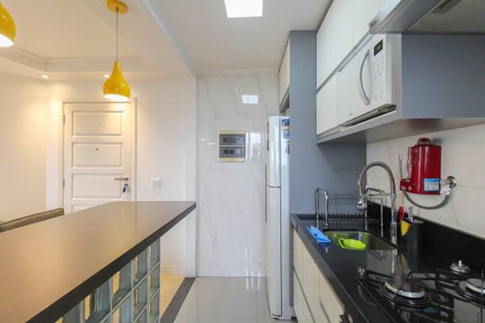 Cozinha de apartamento à venda com 2 quartos, 48m² em Vila Bela, São Paulo