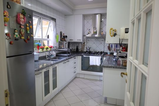 Casa à venda com 5 quartos, 720m² em Interlagos, São Paulo