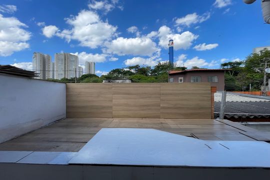 Vista de casa para alugar com 1 quarto, 52m² em Jardim das Vertentes, São Paulo