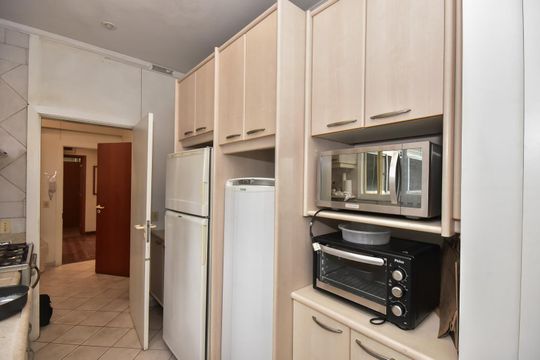 Cozinha de apartamento para alugar com 3 quartos, 296m² em Jardim Fonte do Morumbi, São Paulo