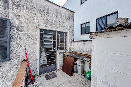 Área externa de casa à venda com 5 quartos, 285m² em Penha de França, São Paulo