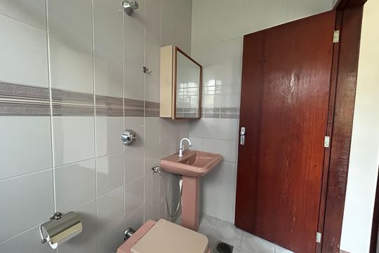 Casa à venda com 6 quartos, 223m² em Alípio de Melo, Belo Horizonte