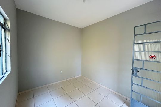 Casa à venda com 6 quartos, 223m² em Alípio de Melo, Belo Horizonte