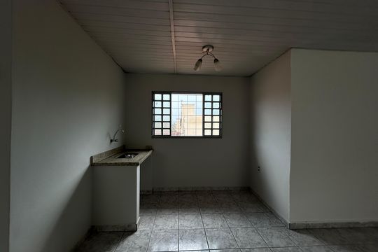 Casa à venda com 6 quartos, 223m² em Alípio de Melo, Belo Horizonte