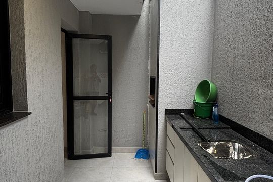Área de Serviço de casa à venda com 3 quartos, 133m² em Parque Novo Oratório, Santo André