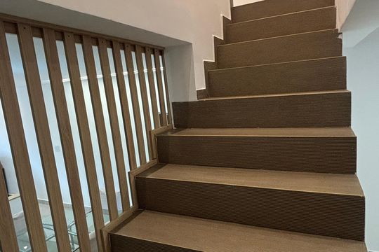 Escada de casa à venda com 3 quartos, 133m² em Parque Novo Oratório, Santo André