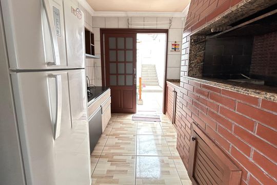 Cozinha  de apartamento para alugar com 2 quartos, 90m² em Barreiros, São José