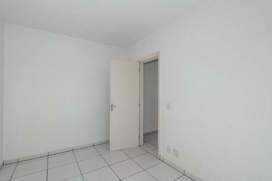 Quarto de apartamento à venda com 1 quarto, 44m² em Farrapos, Porto Alegre