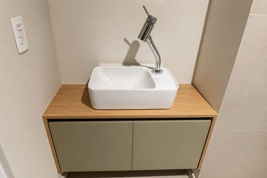 Banheiro de kitnet/studio para alugar com 1 quarto, 21m² em Bela Vista, São Paulo