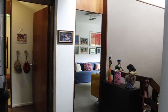 Escada de casa de condomínio à venda com 6 quartos, 293m² em Freguesia (jacarepaguá), Rio de Janeiro
