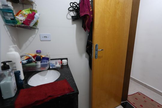 Banheiro Social de apartamento para alugar com 1 quarto, 47m² em Vila Darli, São Paulo