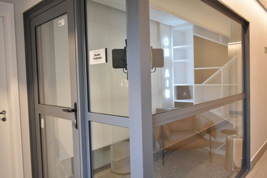 Espaço Studio de apartamento à venda com 2 quartos, 114m² em Parque Imperial, São Paulo