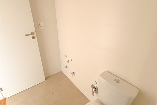 Banheiro da Suíte de apartamento para alugar com 3 quartos, 96m² em Campinas, São José