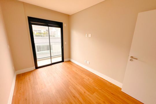 Quarto 2 de apartamento para alugar com 3 quartos, 96m² em Campinas, São José