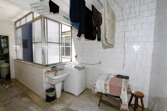 Área de Serviço de apartamento à venda com 4 quartos, 126m² em Coração Eucarístico, Belo Horizonte