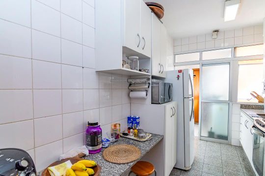 Cozinha de apartamento à venda com 3 quartos, 97m² em São Pedro, Belo Horizonte