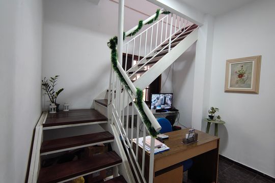 Hall Primeiro andar de casa para alugar com 5 quartos, 631m² em Taquara, Rio de Janeiro