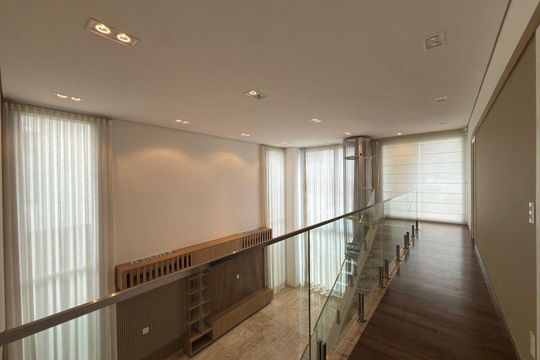 Casa para alugar com 3 quartos, 310m² em Cidade Santos Dumont, Jundiaí