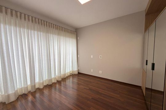 Casa para alugar com 3 quartos, 310m² em Cidade Santos Dumont, Jundiaí