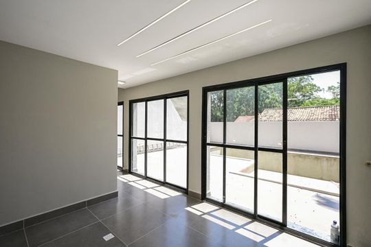 Área comum de casa à venda com 3 quartos, 200m² em Paraíso do Morumbi, São Paulo