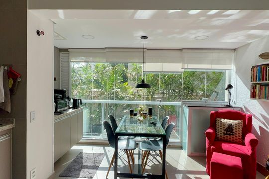 Varanda de kitnet/studio à venda com 1 quarto, 41m² em Sumaré, São Paulo
