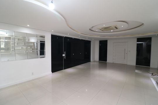 Casa à venda com 5 quartos, 1199m² em Jardim Guanabara, Rio de Janeiro