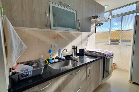Apartamento à venda com 2 quartos, 57m² em Jardim Interlagos, Campinas