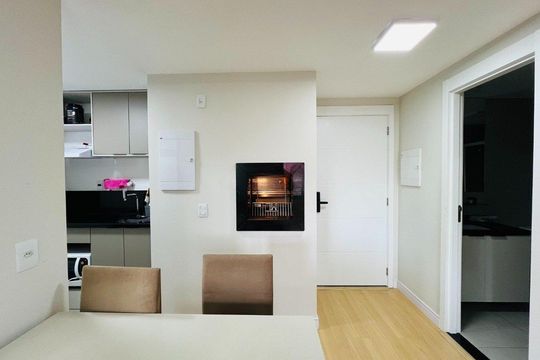 Cozinha de apartamento para alugar com 1 quarto, 43m² em Auxiliadora, Porto Alegre
