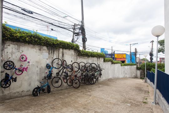Área comum de apartamento para alugar com 2 quartos, 65m² em Jardim Robru, São Paulo