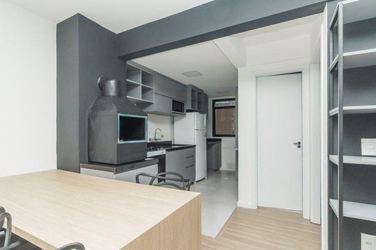 Sala/Cozinha de apartamento para alugar com 1 quarto, 50m² em Vila Joao Pessoa, Porto Alegre