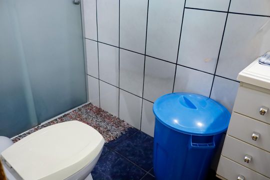 Banheiro de casa à venda com 2 quartos, 94m² em Santo Antônio, Osasco