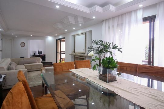 Apartamento à venda com 4 quartos, 185m² em Jardim Avelino, São Paulo