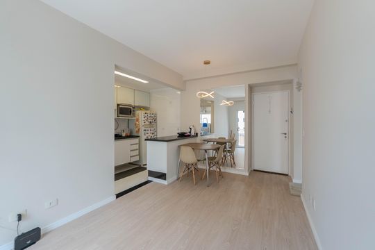 Sala de apartamento à venda com 2 quartos, 55m² em Consolação, São Paulo