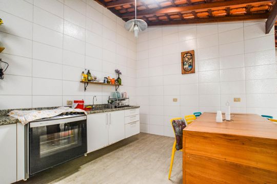 Cozinha 2 de casa de condomínio à venda com 3 quartos, 126m² em Utinga, Santo André