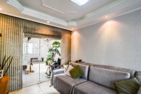 Sala de casa de condomínio à venda com 3 quartos, 126m² em Utinga, Santo André