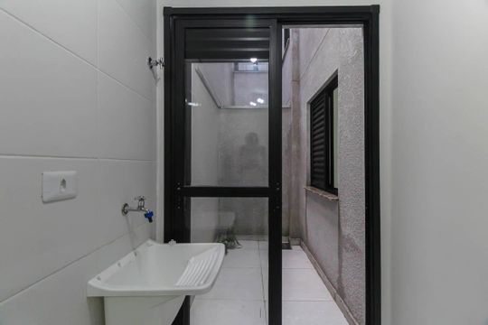 Apartamento à venda com 1 quarto, 27m² em Vila Lucia, São Paulo