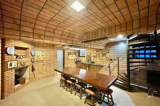 Casa para alugar com 5 quartos, 923m² em Vila Santo Antônio, Cotia