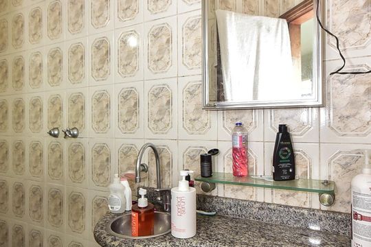 Banheiro da Cobertura de apartamento à venda com 1 quarto, 145m² em Jardim Henriqueta, Taboão da Serra