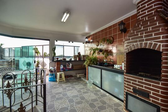 Cobertura de apartamento à venda com 1 quarto, 145m² em Jardim Henriqueta, Taboão da Serra