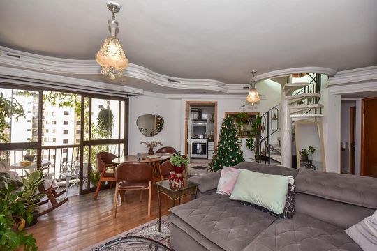 Sala de apartamento à venda com 1 quarto, 145m² em Jardim Henriqueta, Taboão da Serra