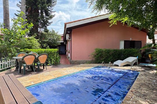 Casa à venda com 3 quartos, 560m² em Vila Madalena, São Paulo