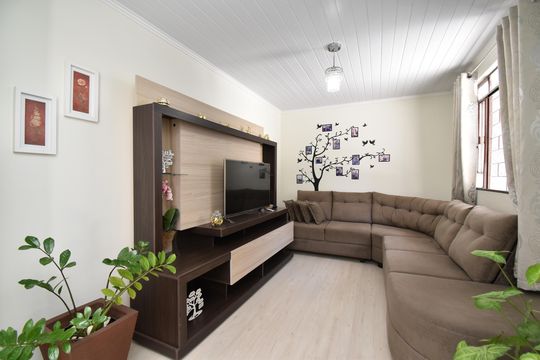Casa à venda com 2 quartos, 100m² em Santa Felicidade, Curitiba