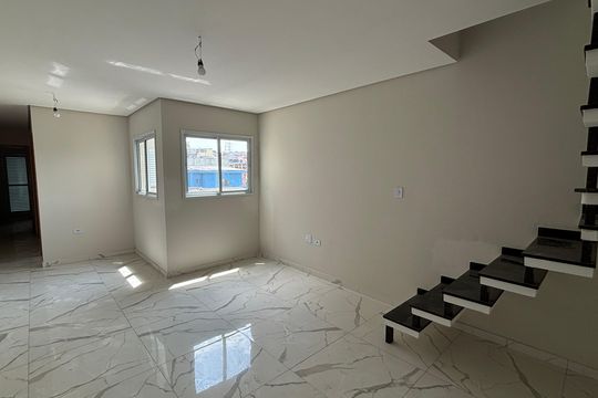 Sala  de apartamento para alugar com 2 quartos, 78m² em Jardim Guarará, Santo André