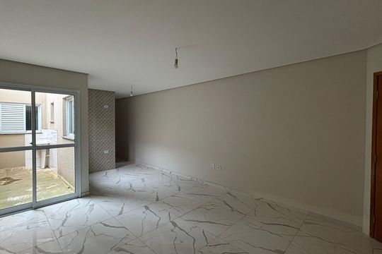 Sala  de apartamento para alugar com 2 quartos, 52m² em Jardim Guarará, Santo André