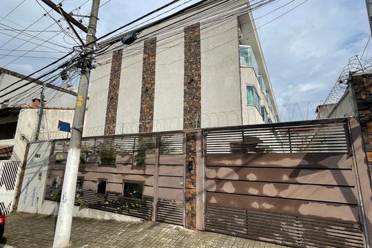 Fachada de casa de condomínio à venda com 2 quartos, 90m² em Vila Granada, São Paulo